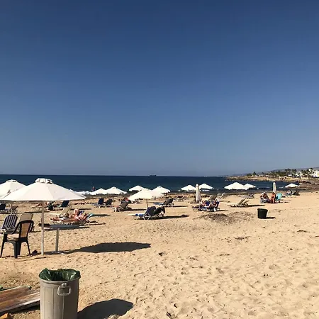 Beachfront - Spacious 3 Bed With Amazing Sea Views *