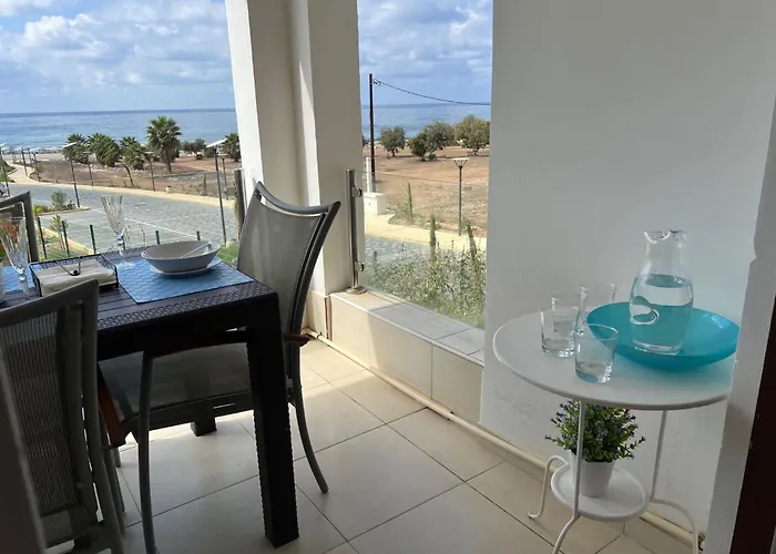 Lighthouse - 3br Seafront 50m To With Sea Views - Sleeps 6 Paphos