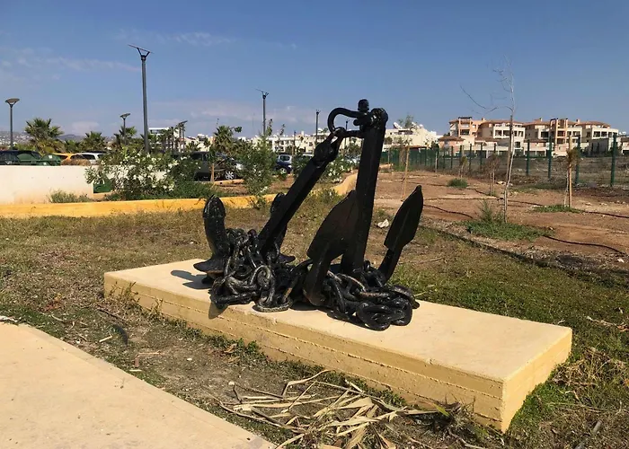 Lighthouse - 3br Seafront 50m To With Sea Views - Sleeps 6 * Paphos